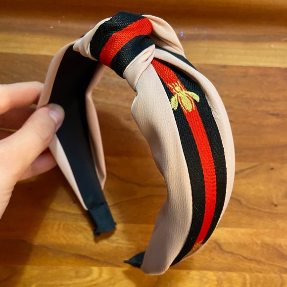 None Accessories - $$$ NWOT Chic Light Pink and Black Knot Headband